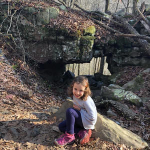 Meet your Posher, Dina